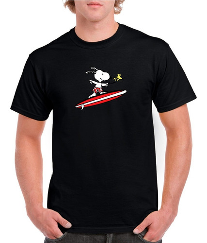 Polera Hombre Estampado Snoopy Y Wood. Surfeando