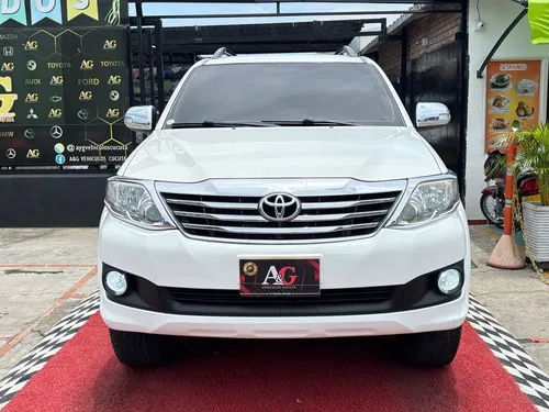 Toyota Fortuner Sr5 2.7 4x2 At