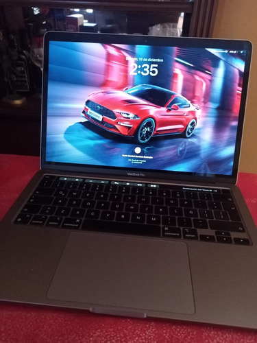 Macbook Pro 13 M2 (comprada En Ishop). (Usado)