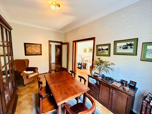 Apartamento En Venta De 4 Dormitorios C/ Cochera En Cordón