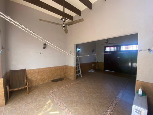 Casa En Venta En Veracruz Con Hab En P.b. Col Centro