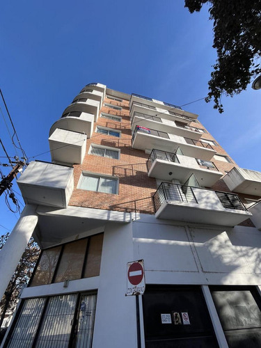 Imagen 3 de 18 de Departamento De Un Dormitorio - Zona Bella Vista, Rosario - Balcón Terraza - 60,78 M2