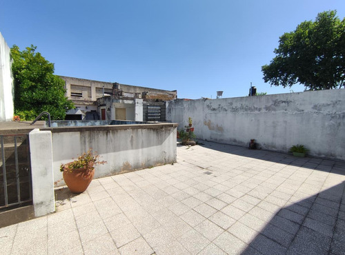 Imagen 15 de 21 de Casa De Tres Dormitorios C/parrilla Pileta Terraza Balcón - Zuviria 5867