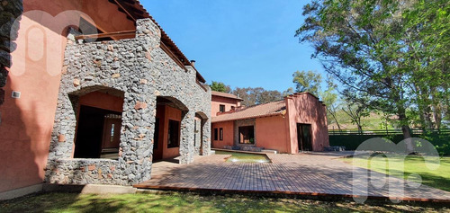 Imagen 8 de 30 de Venta Casa Saint Thomas Este