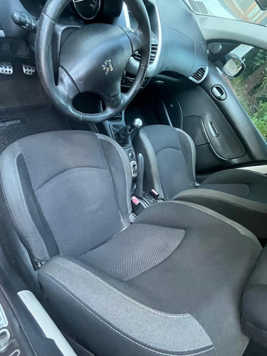 Peugeot 207 1.6 Xt