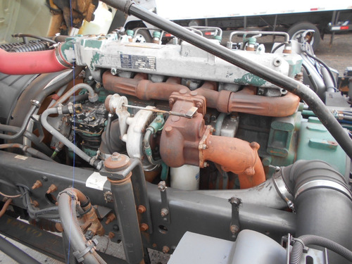 Imagem 9 de 25 de Volvo Vm 260 2010 Roll-on Roll-off
