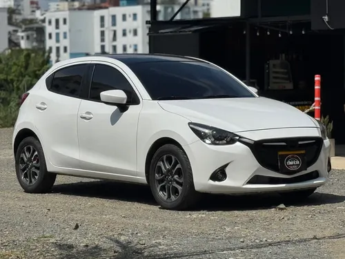 Mazda 2 Grand Touring AT