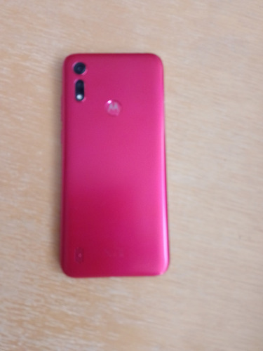 Es Un Celular Semi Nuevo Motorola (Usado)