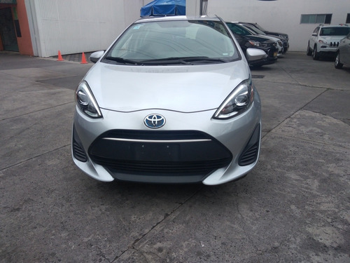 Imagen 2 de 15 de Toyota Prius Hb 5 Ptas Paquete C