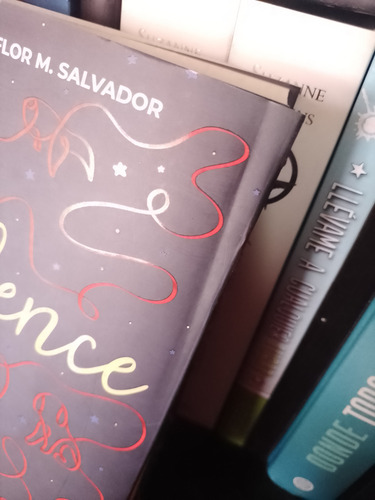 2 Libros Silence, Boulevard (edición Especial) Original Flor (Usado)