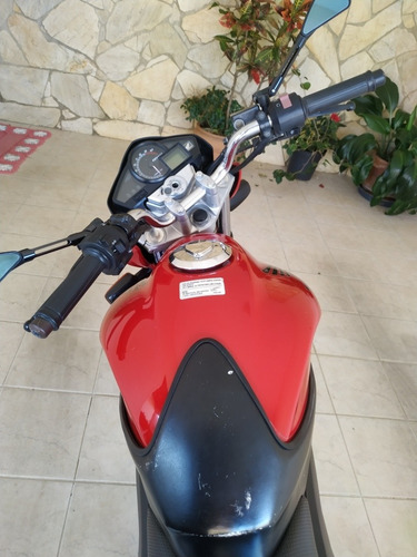 Imagem 2 de 8 de Honda Cb300r