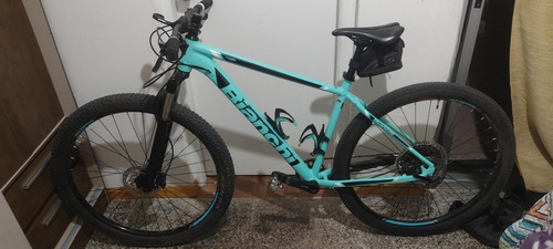 Imagen 1 de 10 de Bianchi Magma