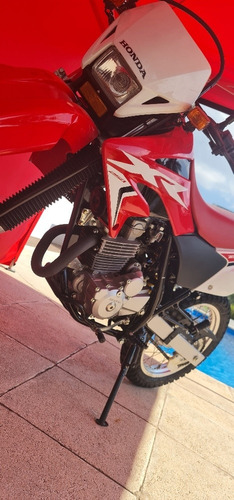 Imagen 1 de 15 de Honda Xr 250 Tornado Roja 2020