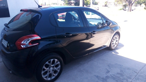 Peugeot 208 1.6 Allure Touchscreen 2016