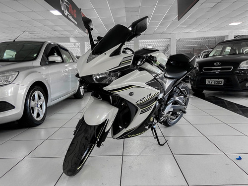 Yamaha R3 Ano 2018 Baixo Km Moto Impecável Financiamos