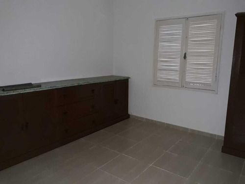 Imagem 6 de 15 de Casa Em Condomínio Para Venda Em Araruama, Bananeiras, 4 Dormitórios, 2 Suítes, 2 Banheiros, 4 Vagas - 77_2-238892