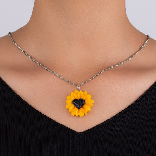 Collar Girasol Centro Corazón Acero Quirúrgico Con Inici 