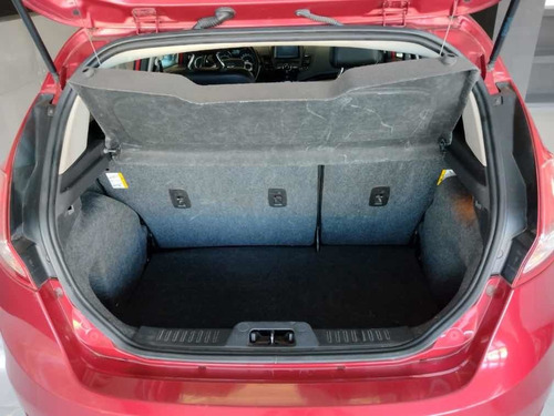 Imagen 6 de 7 de Ford Fiesta 1.6 Titanium