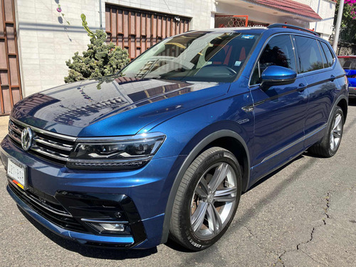 Volkswagen Tiguan 5p R-line L4/1.4/tau