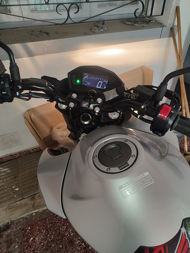 Imagen 7 de 16 de Honda Cb 250 Pgm-fi