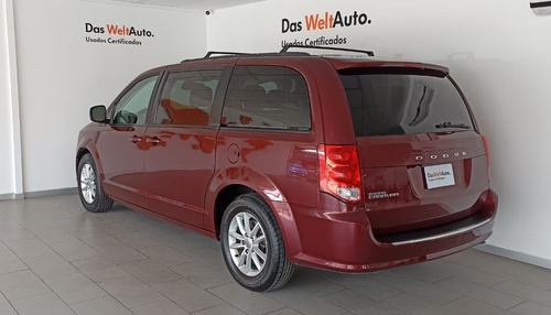 Imagen 5 de 15 de Dodge Grand Caravan 2018