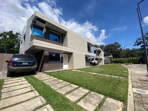 Imagen 2 de 21 de En Venta Townhouse En Casa Verde San Diego La Cumaca. Pozo Y Planta 100%. Daniela J.