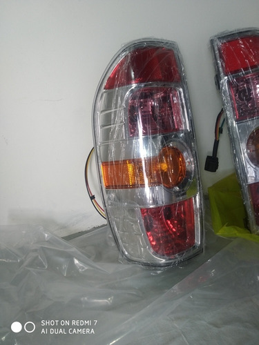 Stop Derecho Mazda Bt 50 Izquoerdo Nuevo