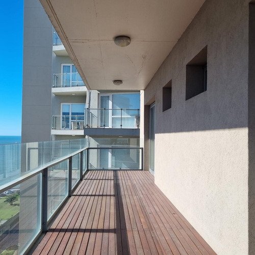 Departamento De Dos Habitaciones Con Excelente Ubicación En Playa Grande - Mar Del Plata