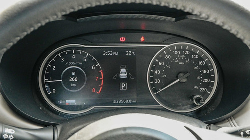 Imagen 13 de 15 de Nissan Versa 2020 1.6 Advance At