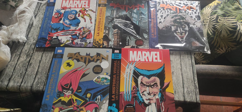 5 Libros Con Láminas Marvel Y Batman