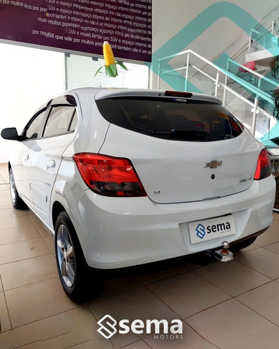 Chevrolet Onix 1.4 MPFI LT 8V FLEX 4P MANUAL