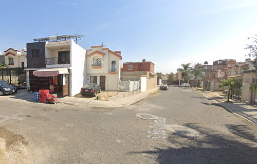 Casa En Urbi Paseos De Santiago, Jalisco Jj