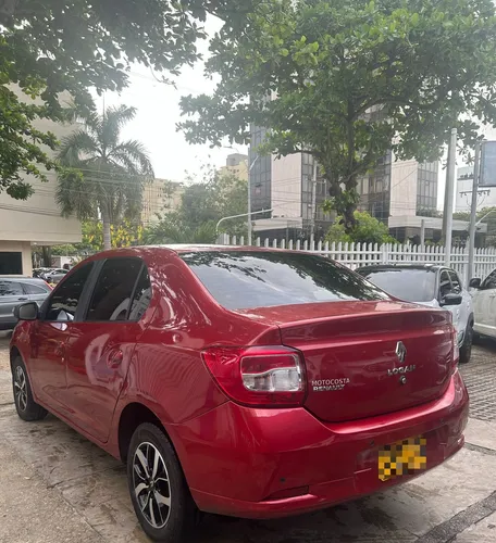 Renault Logan 1.6 Privilege / Intens