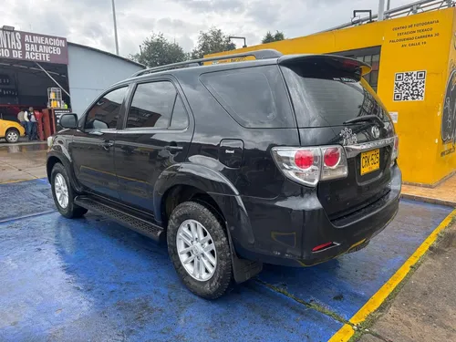 Toyota Fortuner Srv 3.0cc 4x4 Diesel Mt