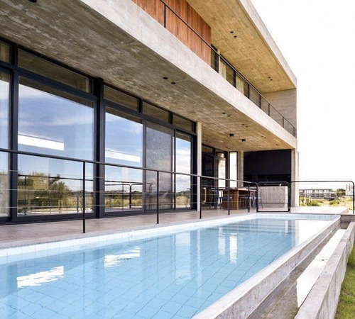 Imagen 2 de 21 de Casa Buenavista En Venta - 6 Ambientes - Costa Esmeralda