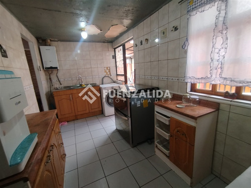 Casa En Venta De 4 Dorm. En Pasaje Cerrado, Puente Alto