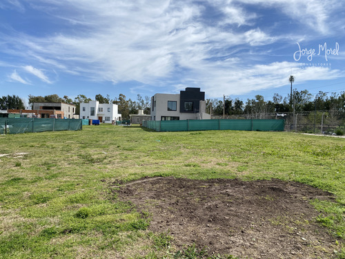 Lote Perimetral #100-200 - Villa Nueva - Santa Ana 1 - 586m2 #id 20209