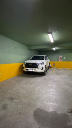 Cochera En Venta En Lomas De Zamora