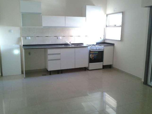 Imagen 2 de 3 de Departamento En Alquiler En Ramos Mejia