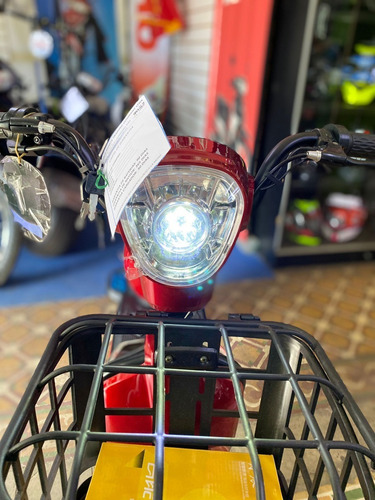 Imagen 3 de 16 de Moto Eléctrica Scooter K City Max 350