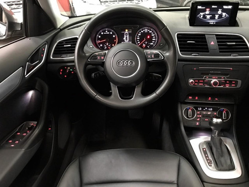 Audi Q3 2.0 Tfsi Ambiente Quattro 4p Gasolina S Tronic