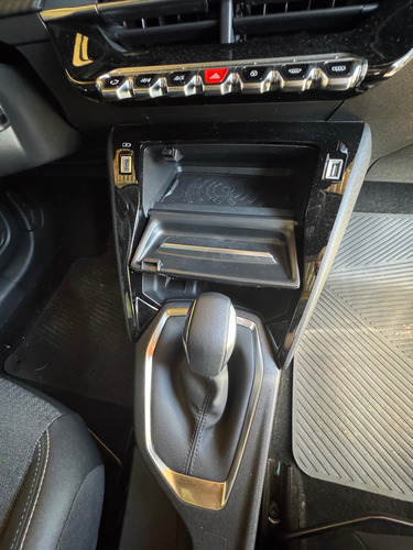 Peugeot 208 1.6 Road Trip Tiptronic