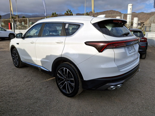 Jetour X70 Plus 1.5 At