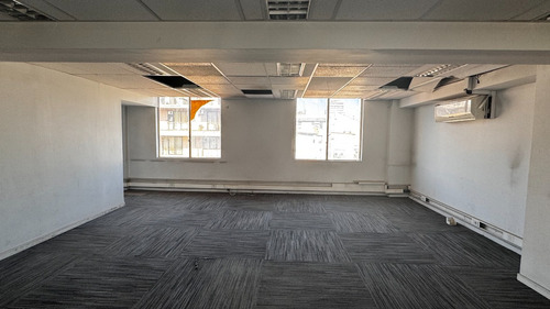 Amplias Oficinas De 1.379 Mt2 En Paseo Bandera 341 Santiago