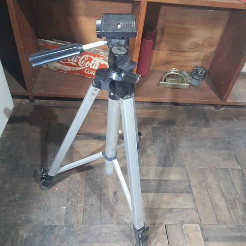 Imagem 7 de 7 de Tripé Antigo Made In Japão. 1.50m Altura Máxima 55 Cm Mínima