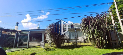 Hermosa Casa 4 Dormitorios. Barrio Mónaco.