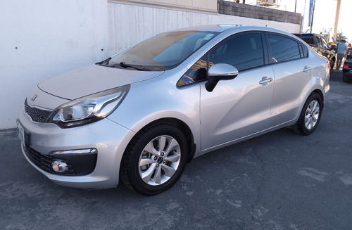 Kia Rio 1.6 Sedan EX Mt