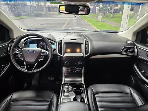 Ford Edge 2.0 Titanium