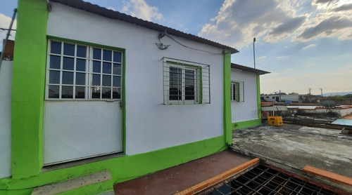 Hpf Asen2501 Vende Cómoda Casa En La Calle Silva Sector Puerto Nuevo Valencia