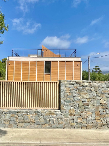 Ultima Casa En Venta: Dos Estupendas Casas Nuevas, Cachagua